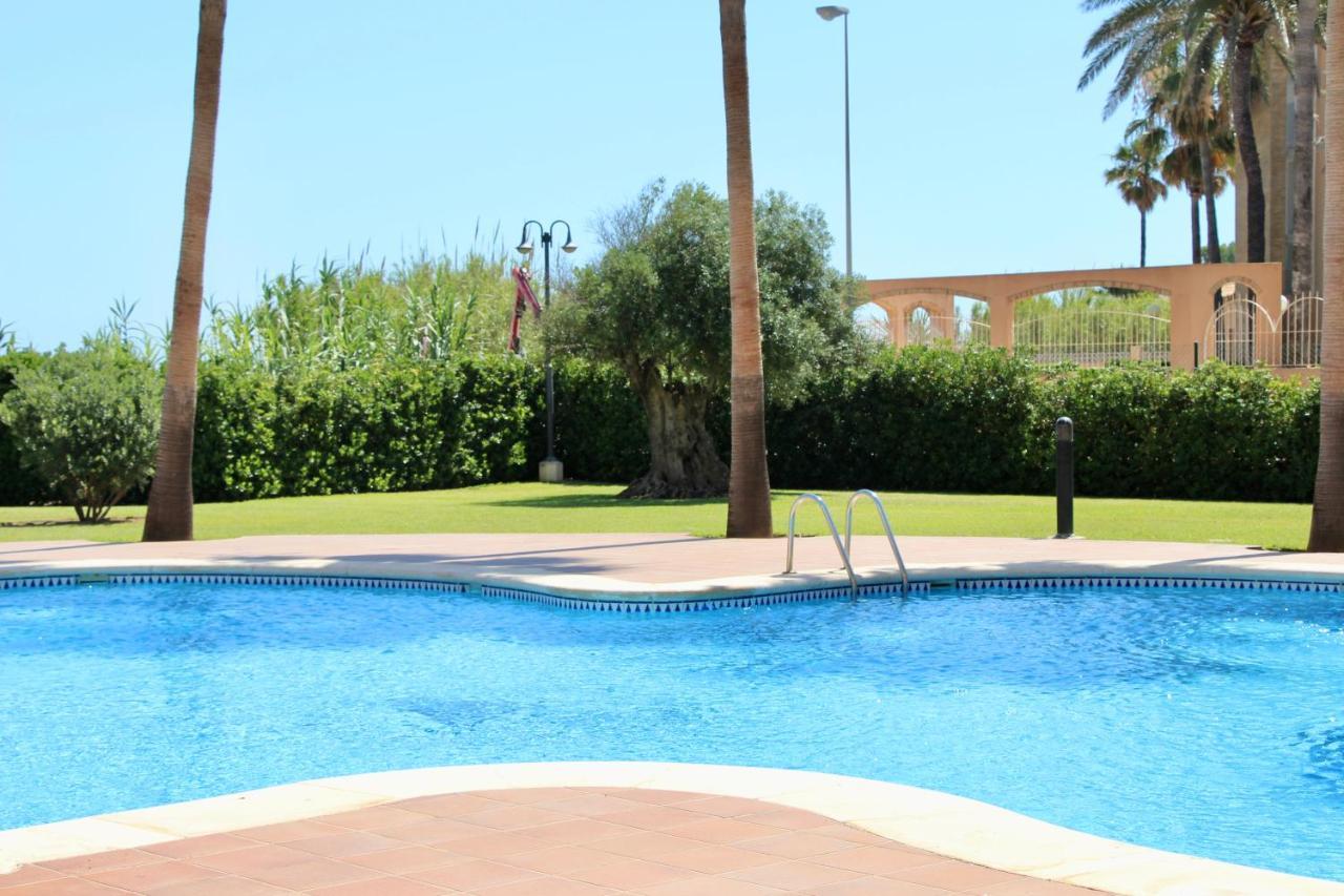 Апартаменты Atico Con Piscina Privada En Primera Linea Дения Номер фото