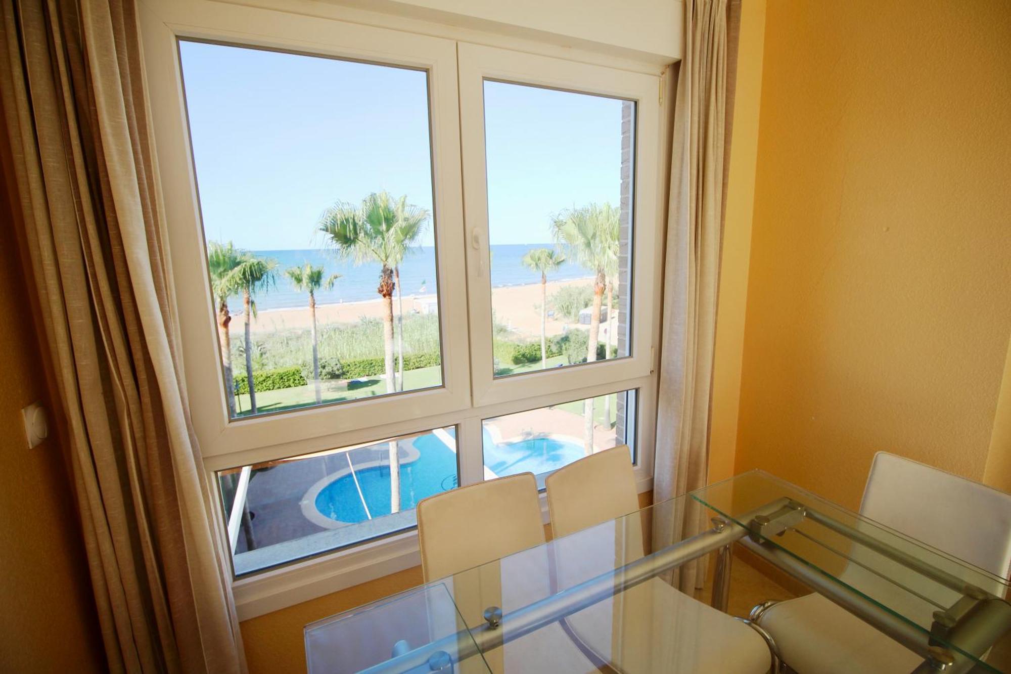Апартаменты Atico Con Piscina Privada En Primera Linea Дения Номер фото